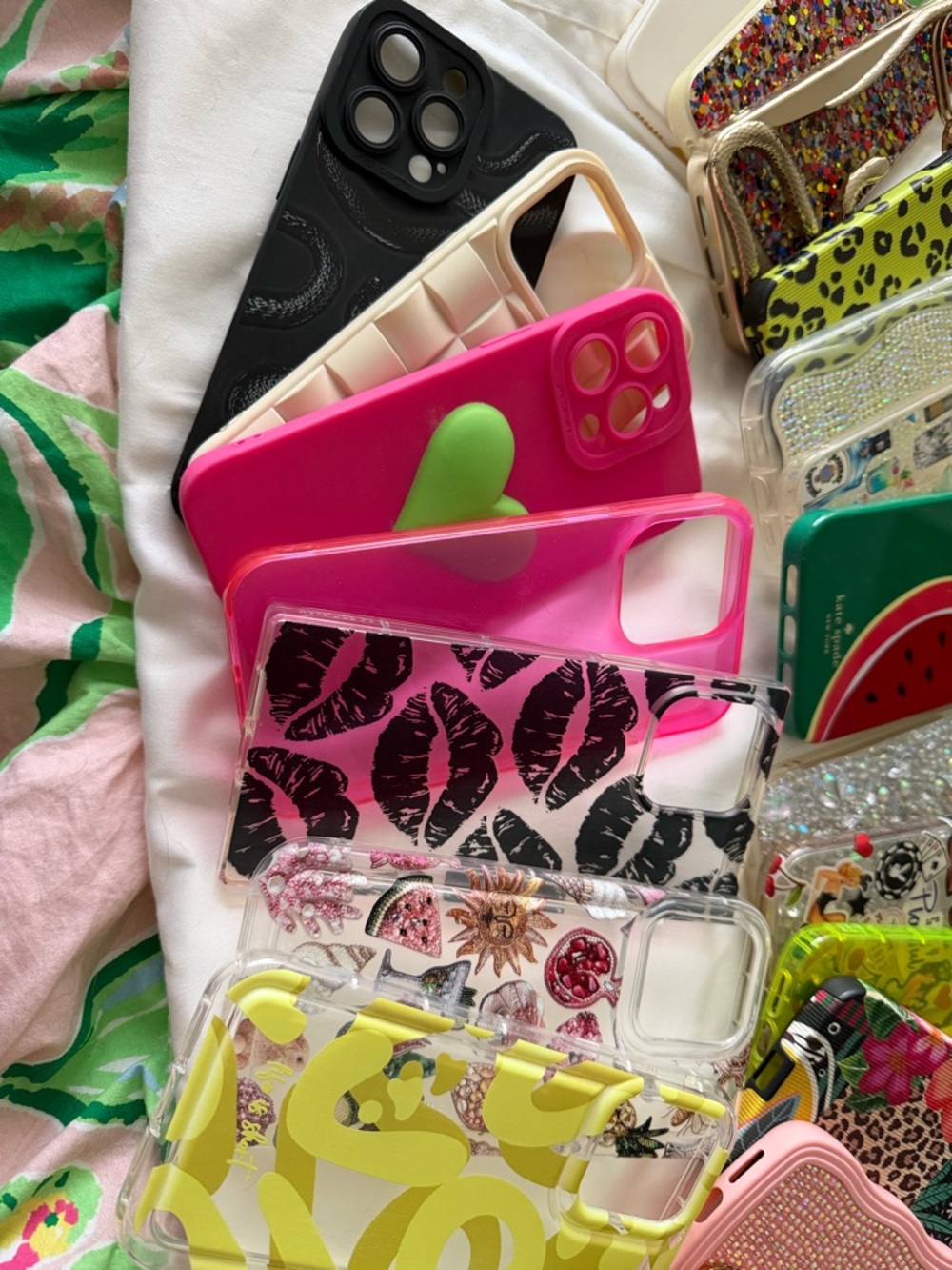 Mixed Color Assorted Apple 14 Pro Max Phone Case Bundle - Multiple Bright Design - Picture 4 of 5